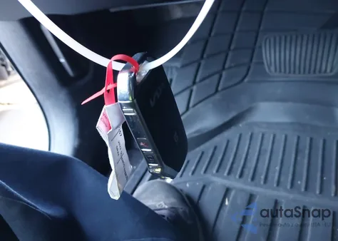 2022 Kia Sorento Hybrid S from USA, damaged, VIN KNDRG4LGXN5084499